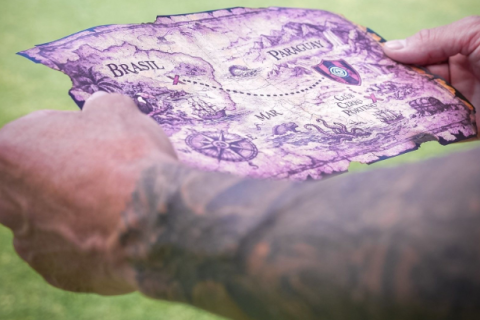 *Cerro Porteño apresenta Vegetti, ex-Vasco, com menção a Piratas do Caribe*  Atacante chega ao clube paraguaio com contrato de três anos ➡️ https://glo.bo/49PaZ8z de